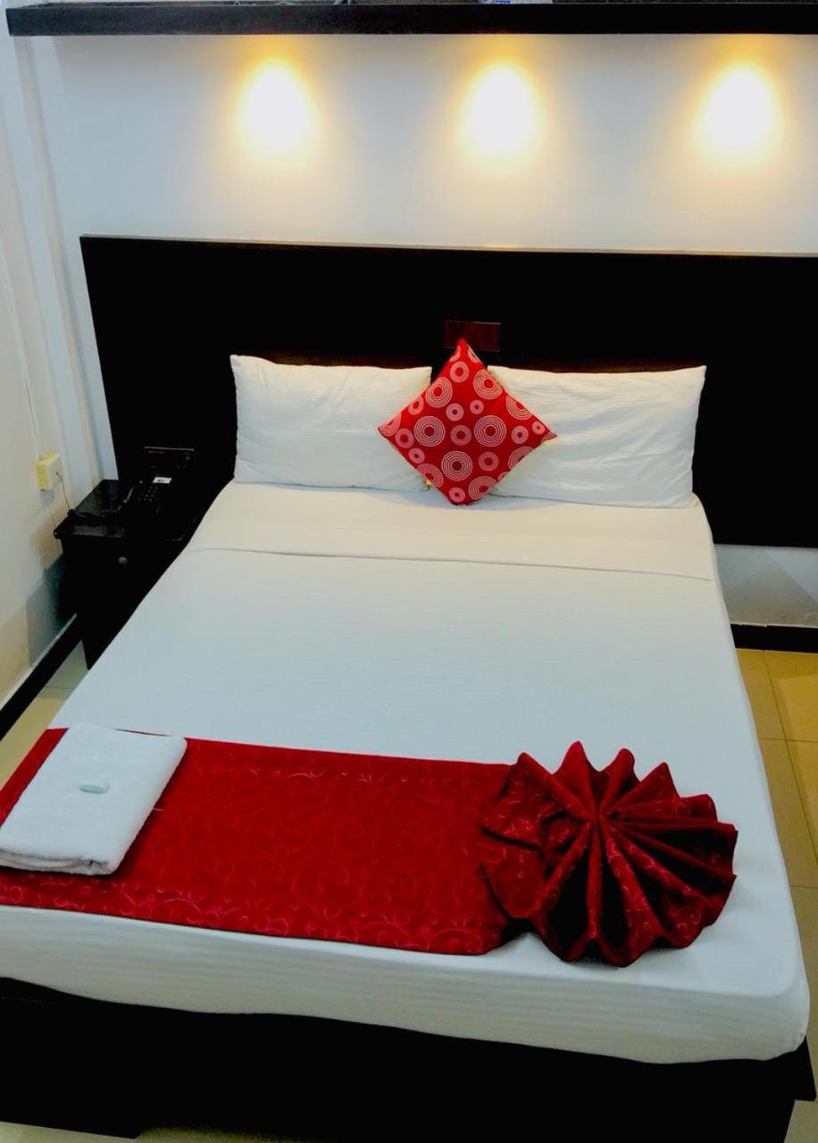 Hotel Nelly Vavuniya מראה חיצוני תמונה