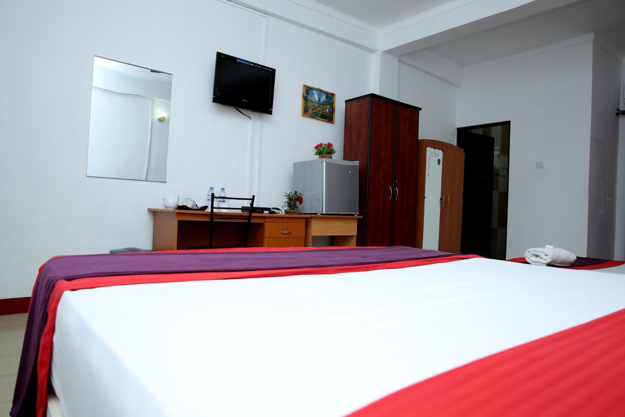 Hotel Nelly Vavuniya מראה חיצוני תמונה