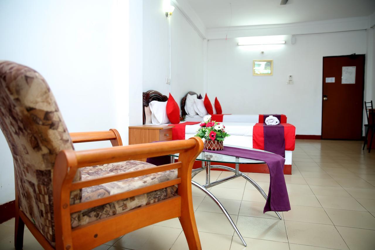 Hotel Nelly Vavuniya מראה חיצוני תמונה